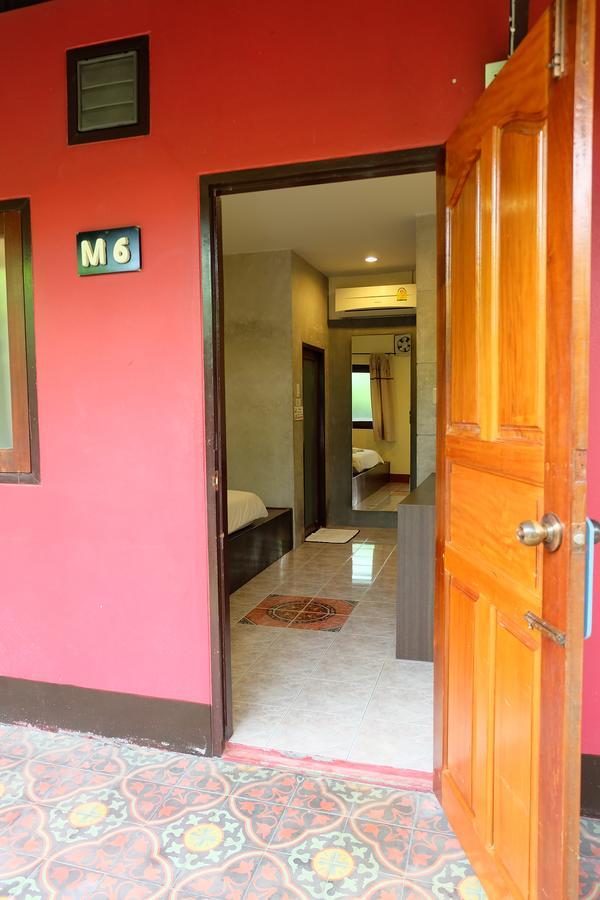 Baan Ma Feung Guesthouse Kanchanaburi Zewnętrze zdjęcie