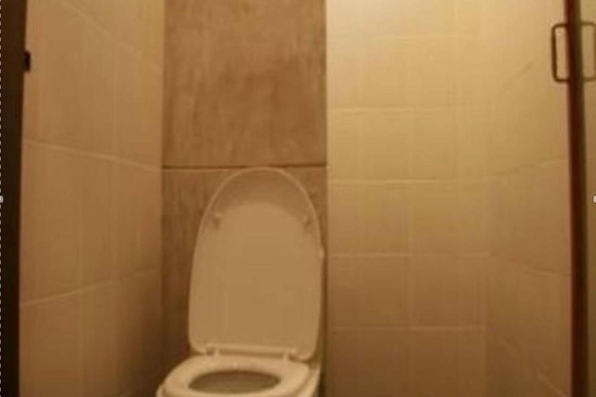Baan Ma Feung Guesthouse Kanchanaburi Zewnętrze zdjęcie
